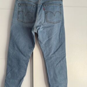 Size 29 Wedgie Levi’s
